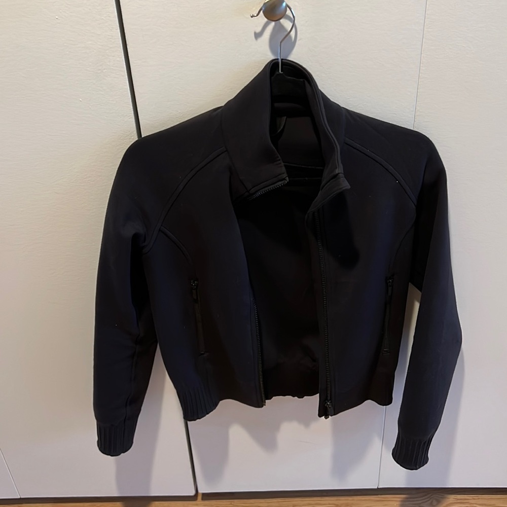 Black Lululemon zip up